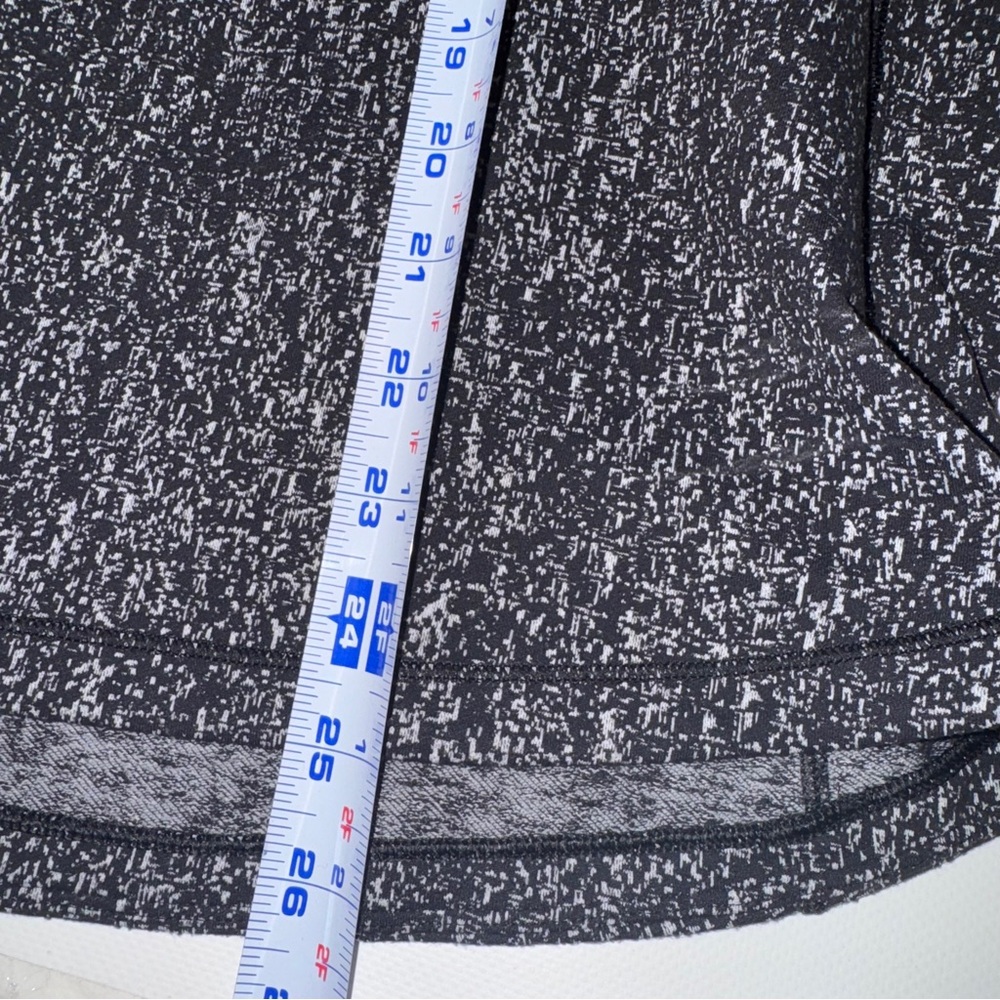Lululemon Outrun Long Sleeve Suited Print White Black - Picture 7 of 9